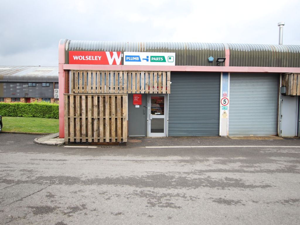 16 Farnham Business Centre, Dogflud Way, Farnham GU9  