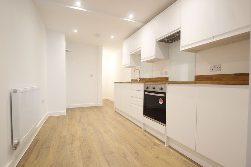 1 bed flat to rent in Belgrave Road, Gloucester GL1, £950 pcm Zoopla