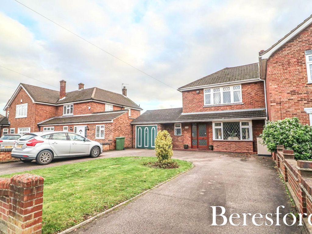3 bed semidetached house for sale in Avon Road, Upminster RM14 Zoopla