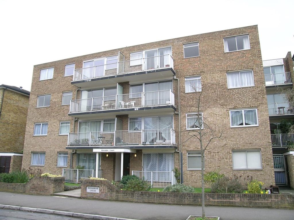 2 bed flat to rent in Grove Road, Surbiton KT6 Zoopla