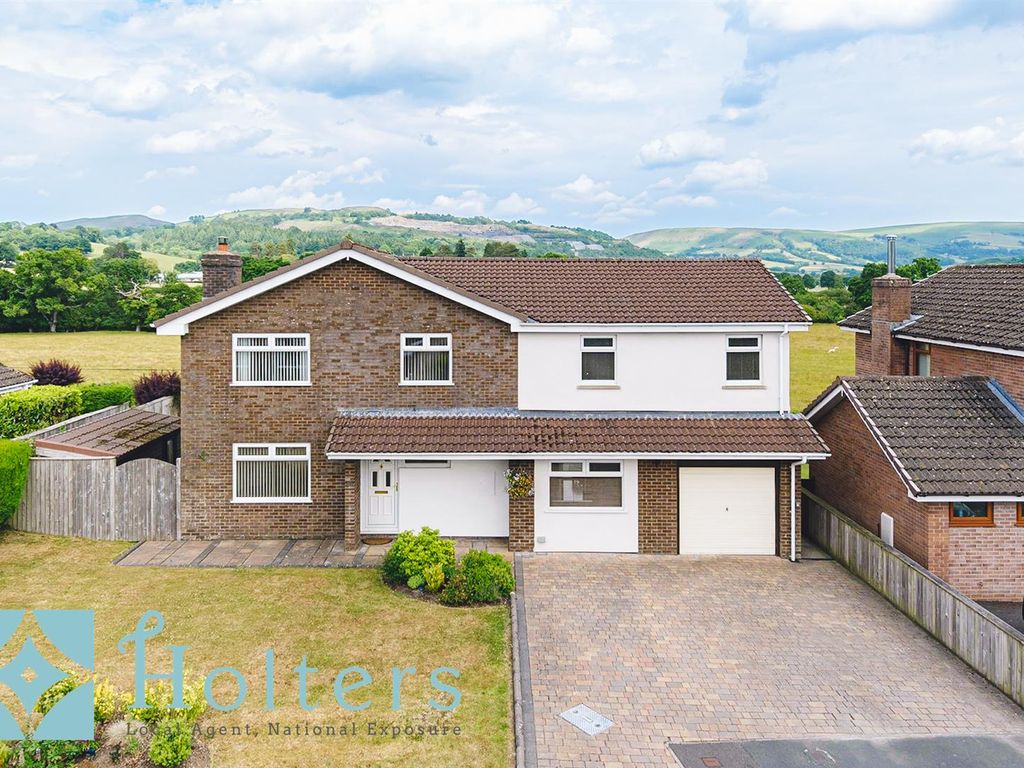 4 bed detached house for sale in Parc Yr Irfon, Builth Wells LD2 Zoopla