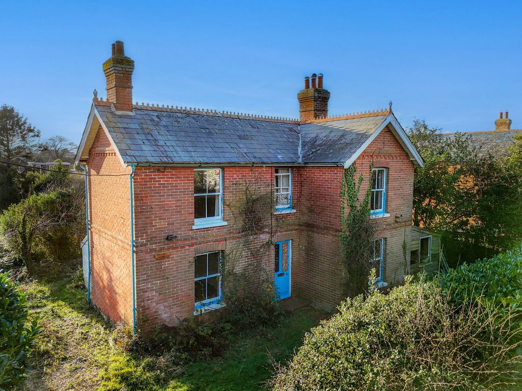 2 bed detached house for sale in Everton Road, Hordle SO41, £595,000