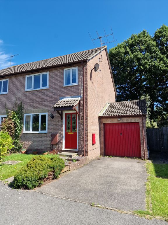 3 bed semidetached house to rent in Angelica Gardens, Horton Heath