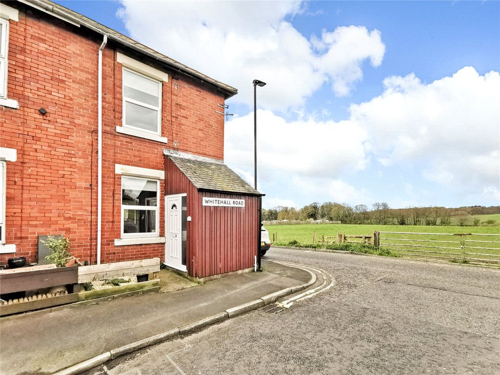 2 bed end terrace house to rent in Whitehall Road, Newcastle Upon Tyne