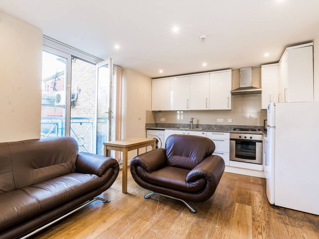 2 bed flat to rent in High Street, Crouch End, London N8 Zoopla