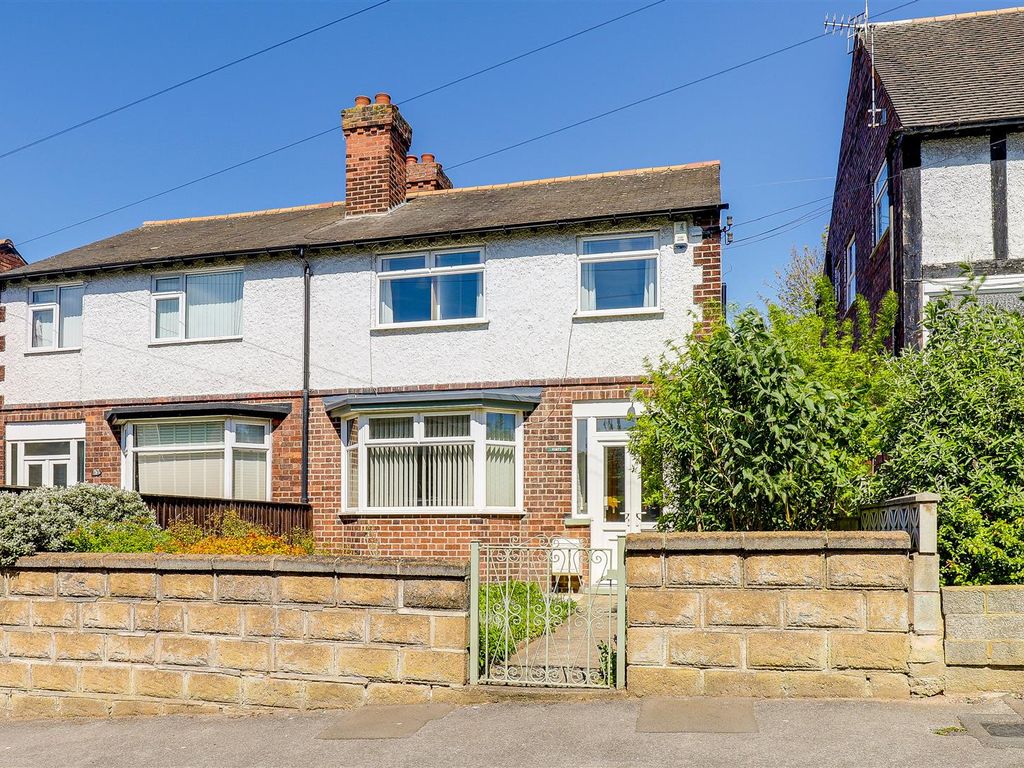 4 bed semidetached house for sale in Caythorpe Rise, Sherwood