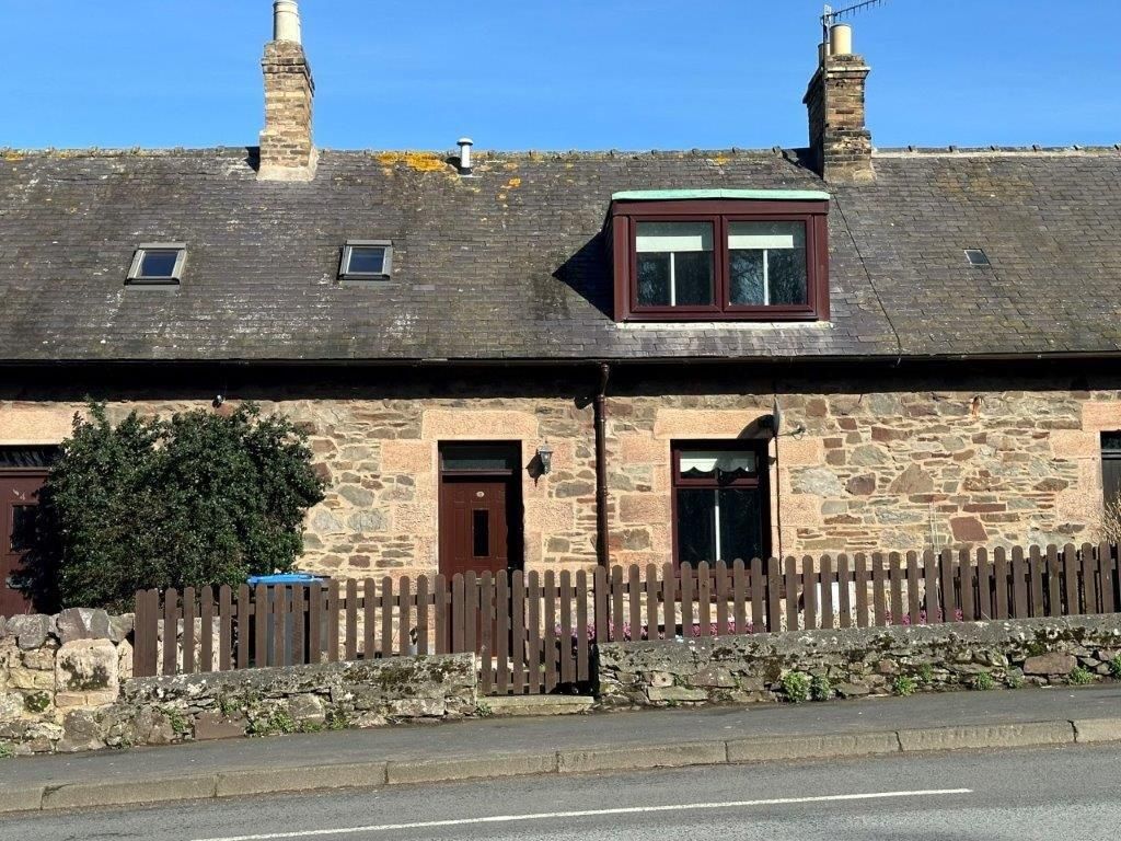 2 bed cottage for sale in Gunsgreenhill Cottages, Eyemouth TD14, £