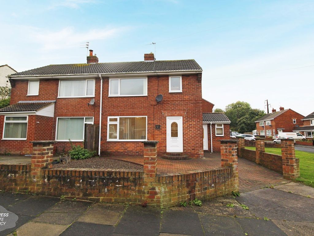 3 bed semidetached house for sale in Riverside Avenue, Choppington