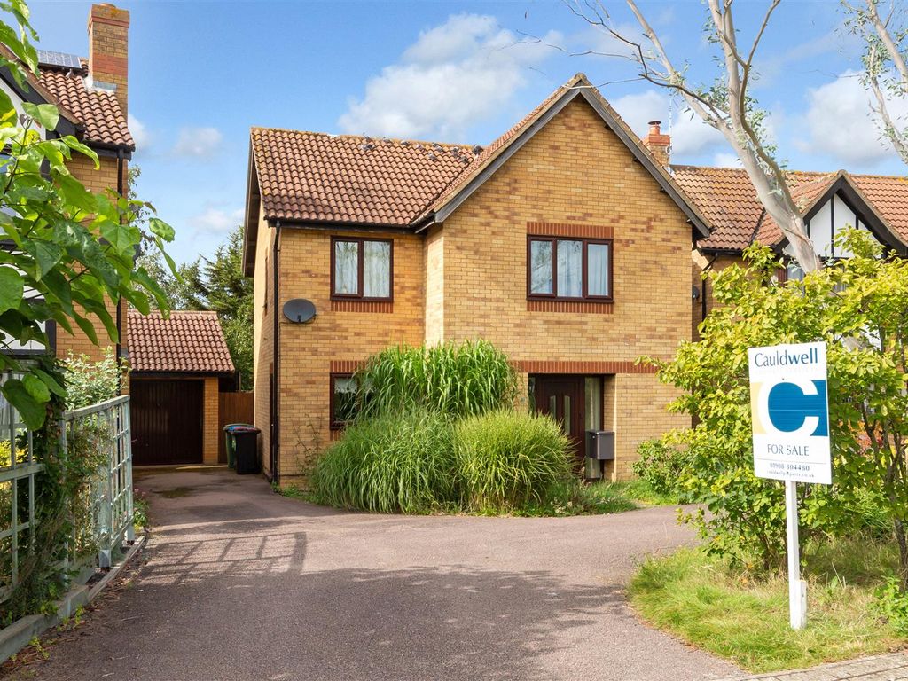 4 bed detached house for sale in Porlock Lane, Furzton, Milton Keynes