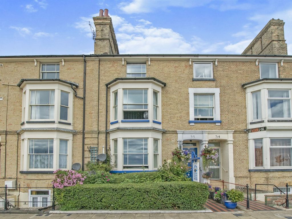 5 bed terraced house for sale in Marine Parade, Lowestoft NR33 Zoopla