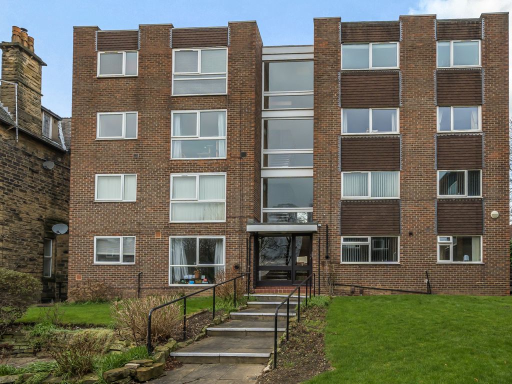 Kingsway Court, Moortown, Leeds LS17  