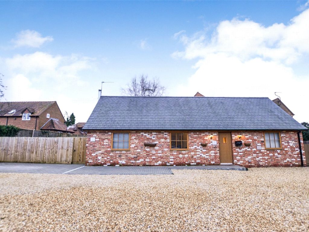 2 bed detached bungalow for sale in High Street, Pewsey, Wiltshire SN9, £379,950 Zoopla