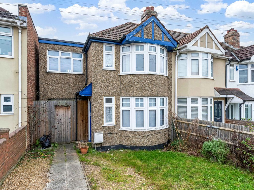 3 bed end terrace house for sale in Lyndon Avenue, Sidcup DA15, £