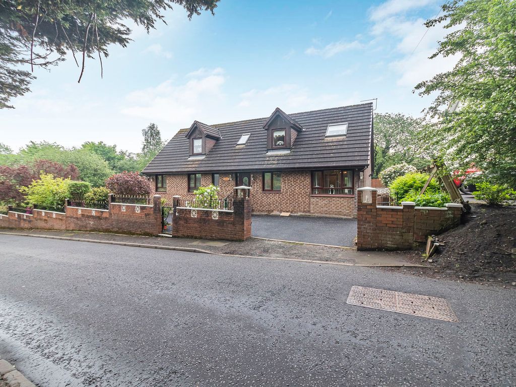 3 bed detached house for sale in Gateside Road, Glasgow G78, £320,000