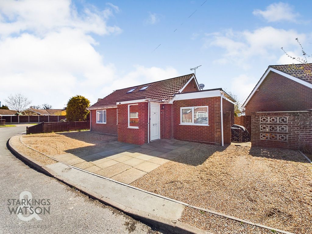 4 bed property for sale in Clarkson Road, Lingwood, Norwich NR13 Zoopla