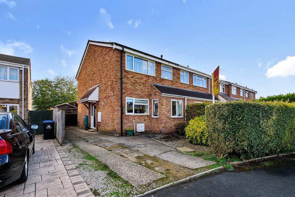 3 bed semidetached house for sale in Colwell Drive, Witney OX28 Zoopla