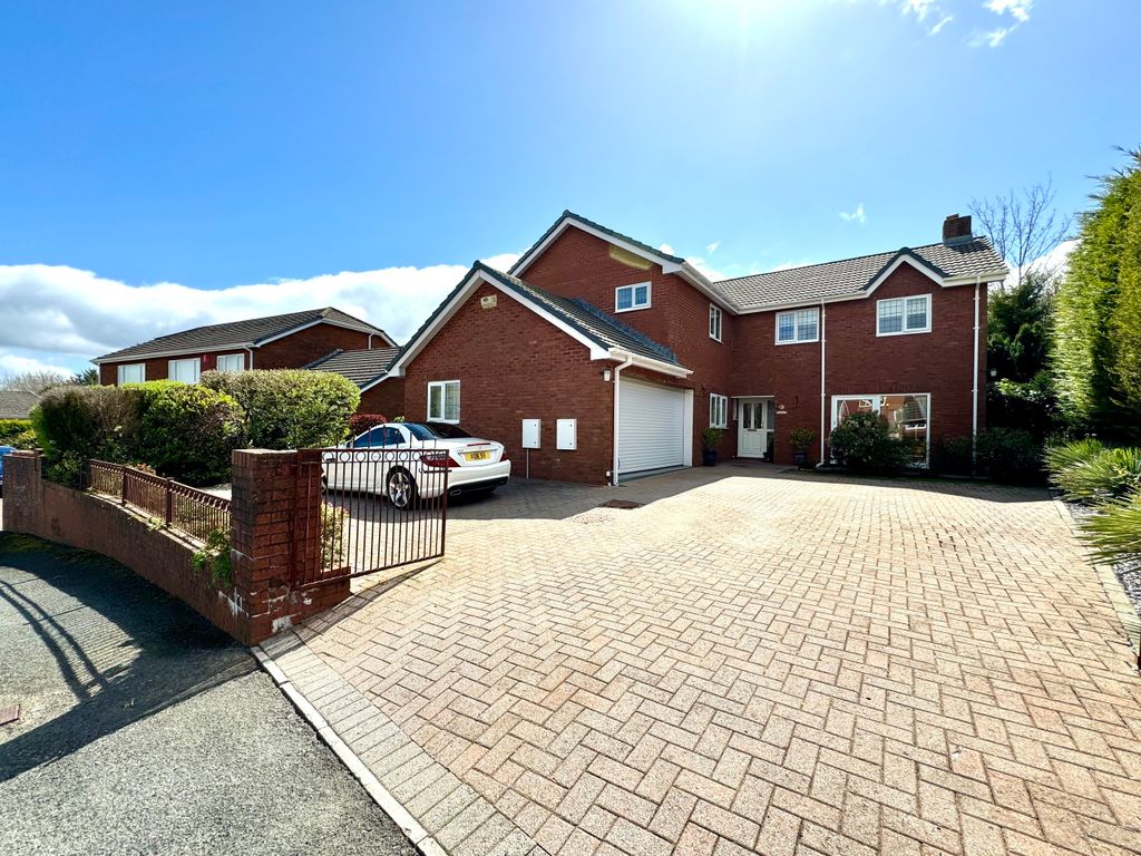 4 bed detached house for sale in Winchfawr Park, Heolgerrig, Merthyr