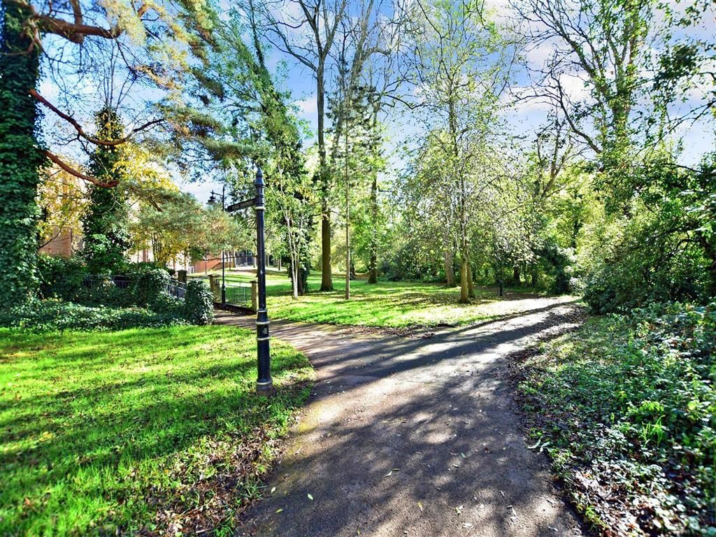 1 bed flat for sale in Mill Bay Lane, Horsham, West Sussex RH12 Zoopla