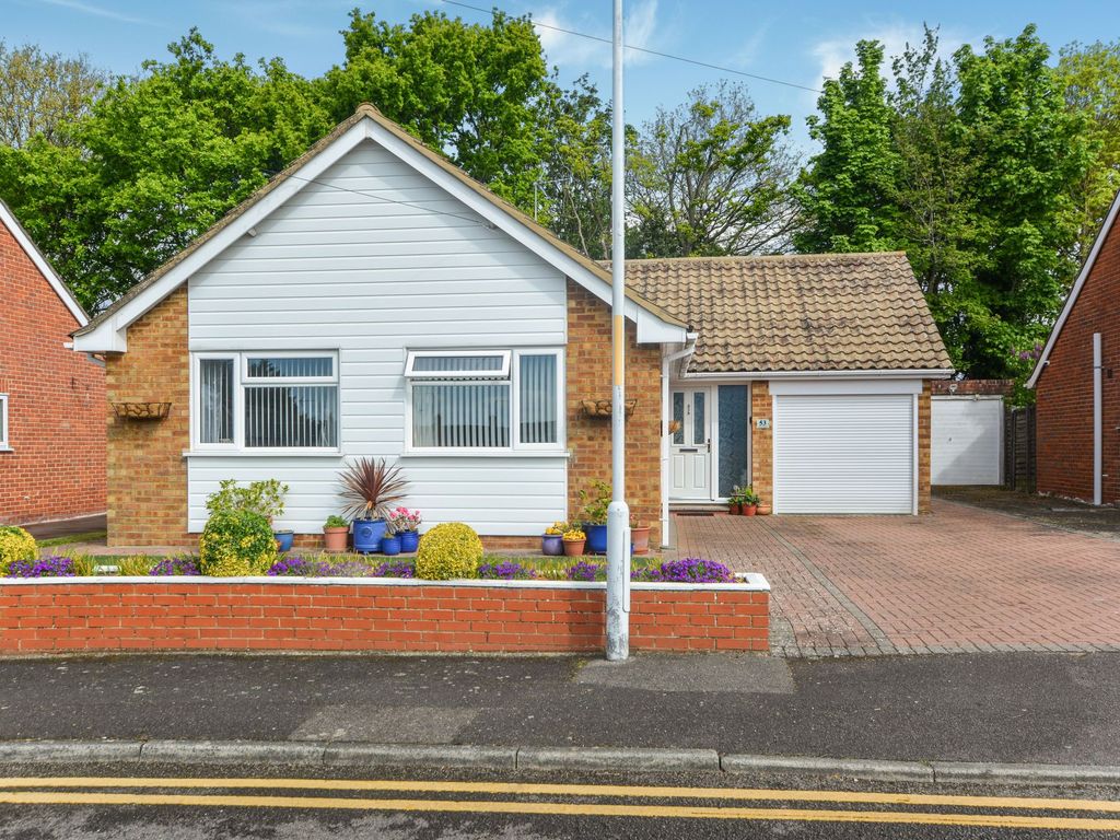 3 bed property for sale in Yeoman Gardens, Willesborough TN24 Zoopla