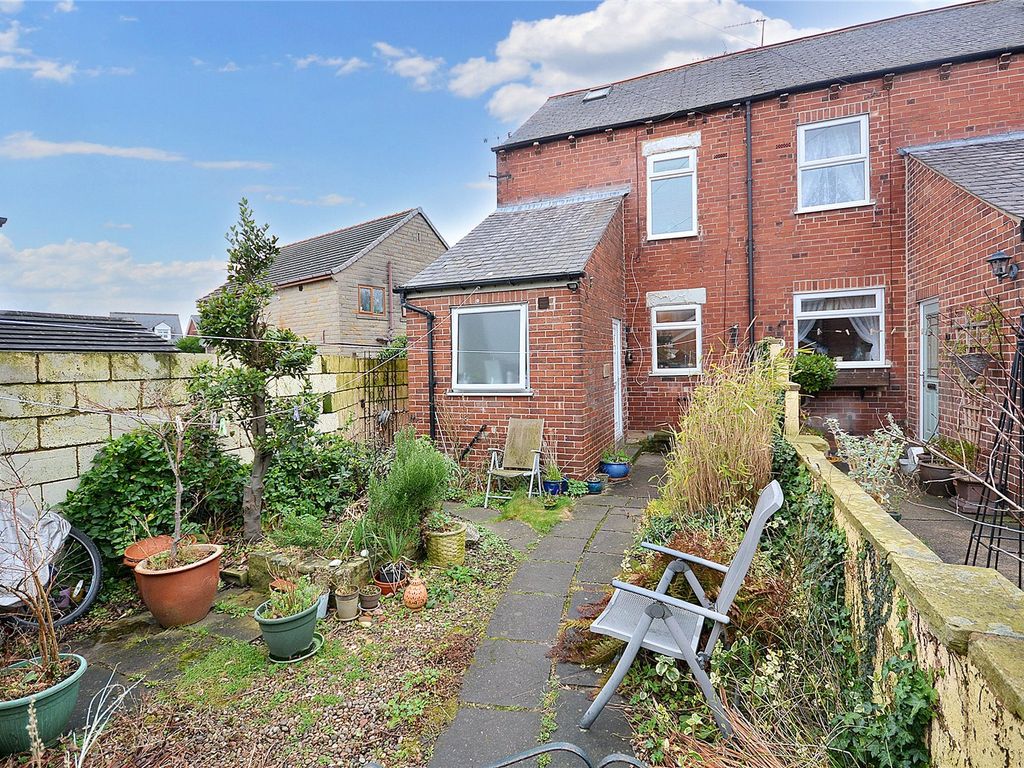 3 bed terraced house for sale in Stocks Hill, Methley, Leeds, West Yorkshire LS26, £175,000 Zoopla