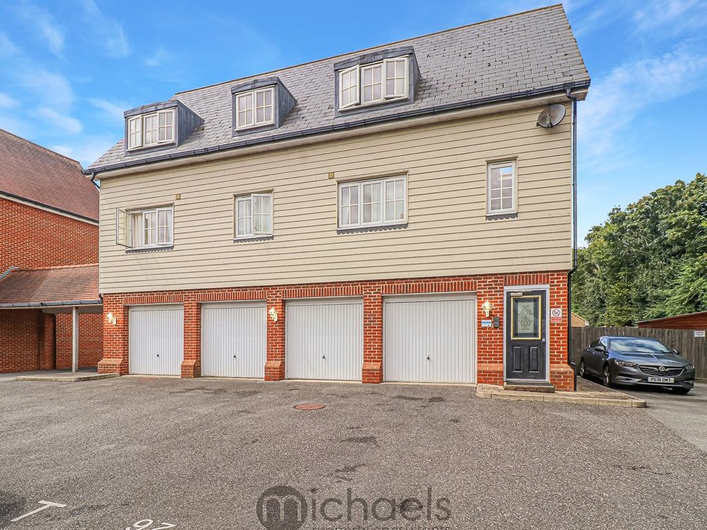 2 bed property for sale in Weetmans Drive, Colchester CO4 Zoopla