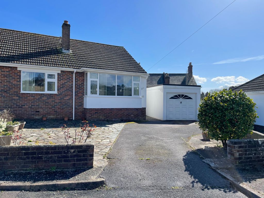 2 bed detached bungalow for sale in Gard Close, Torquay TQ2 Zoopla