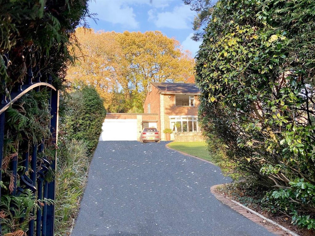 3 bed detached house for sale in Queens Park Avenue, Bournemouth BH8 Zoopla