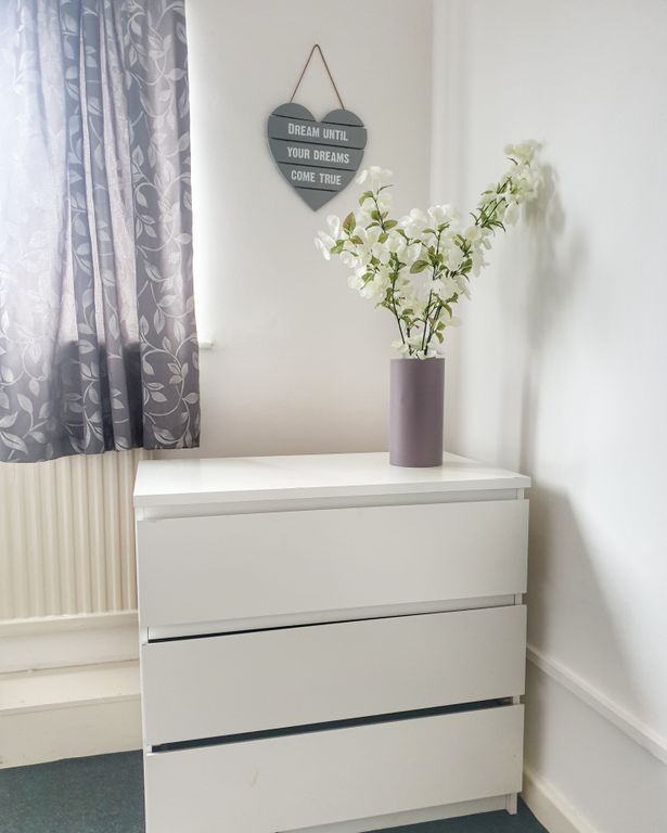 Room to rent in Stroud Avenue, Willenhall WV12, £412 pcm Zoopla