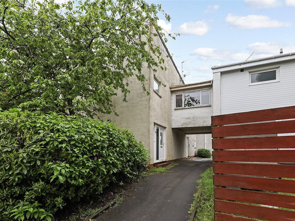 4 bed end terrace house for sale in Sandpiper Drive, East Kilbride, Glasgow, South Lanarkshire
