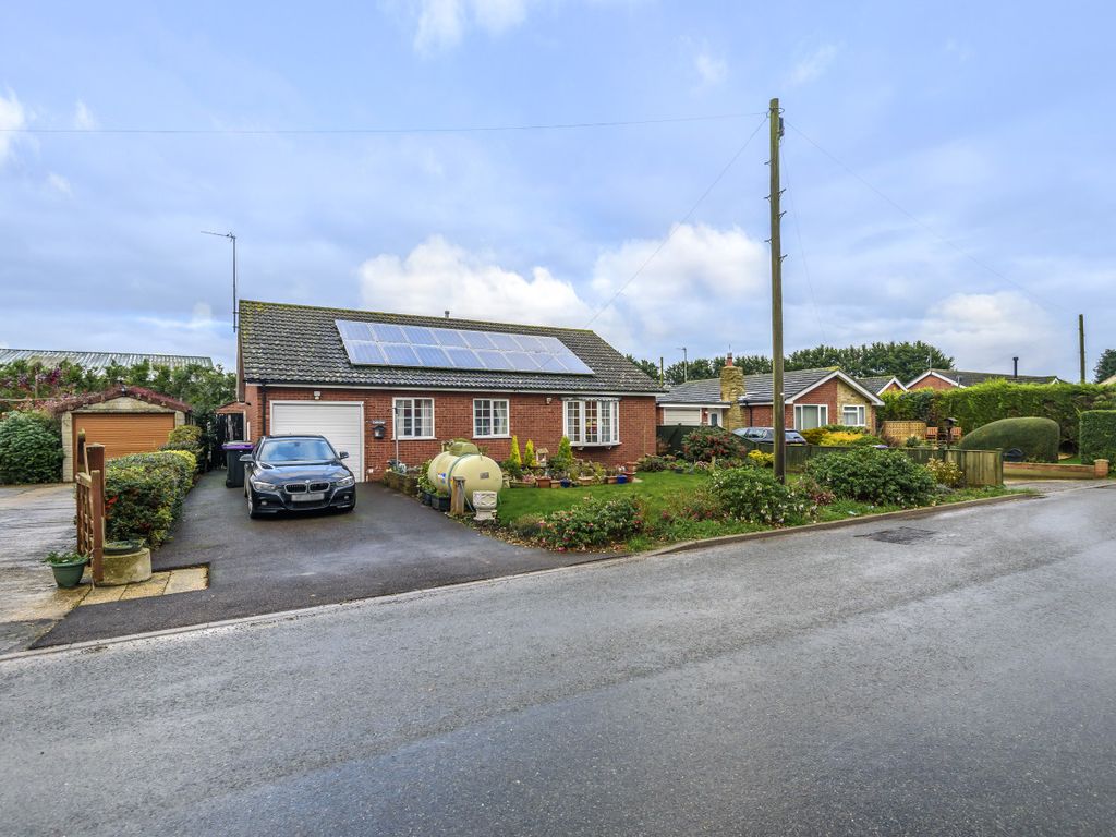 3 bed detached bungalow for sale in Eaudyke, Friskney, Boston PE22 Zoopla