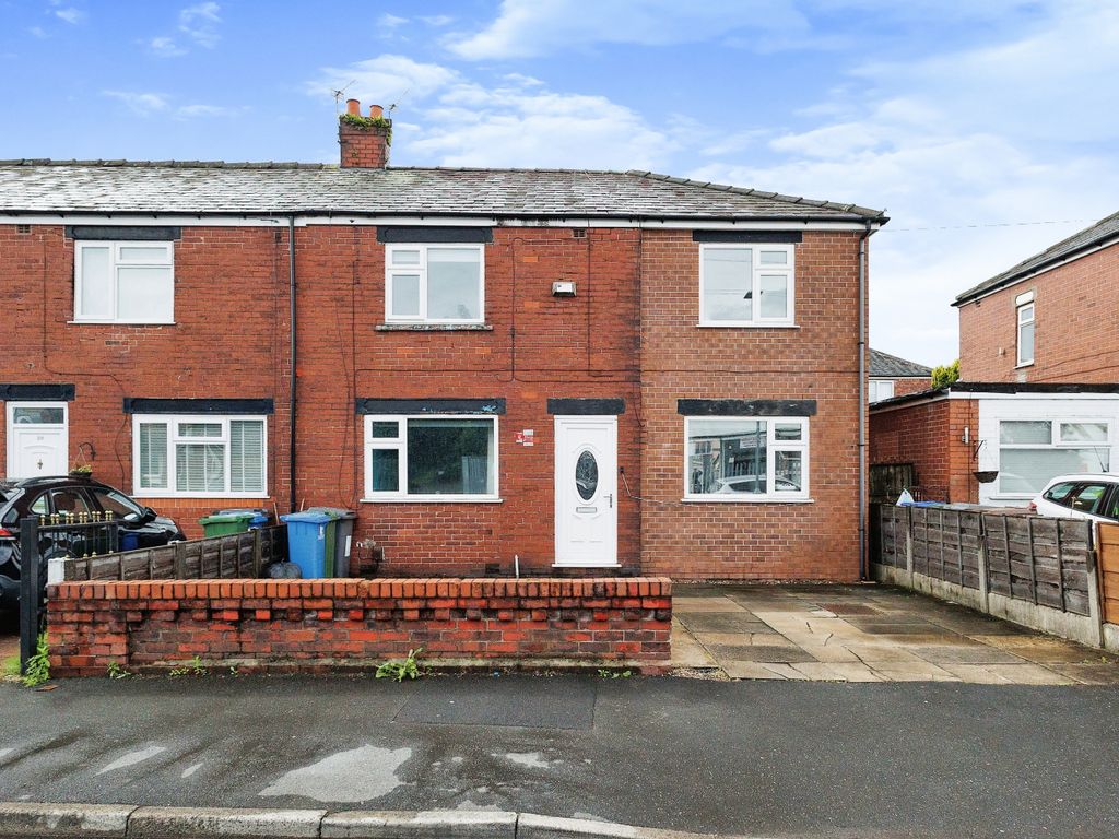 3 bed end terrace house for sale in Turner Street, Denton, Manchester