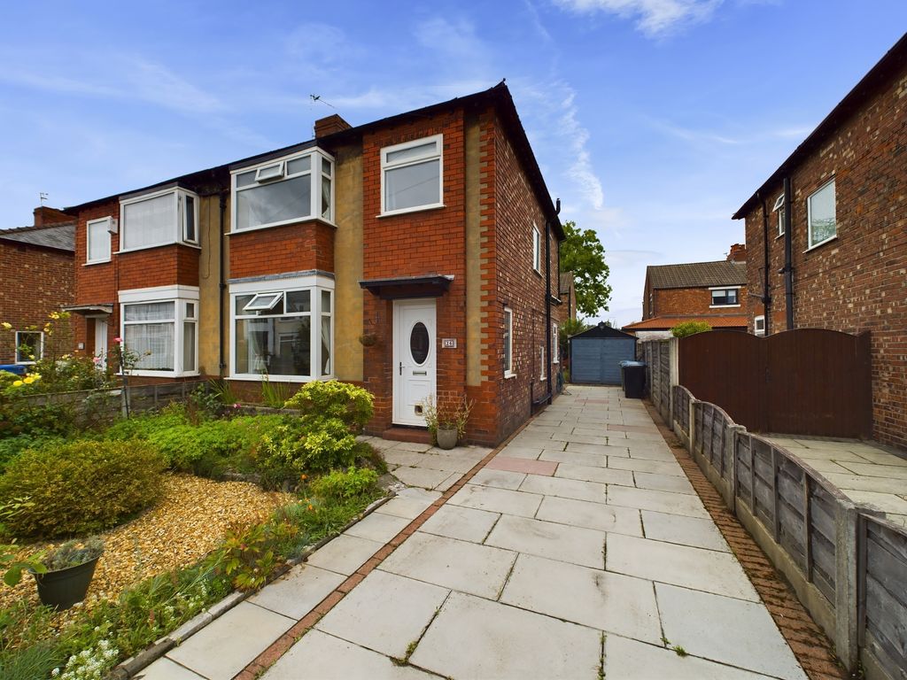 3 bed semidetached house for sale in Cranford Avenue, Stretford
