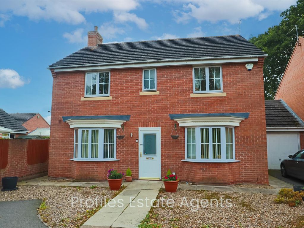 4 bed detached house to rent in Russett Close, Barwell, Leicester LE9, £1,250 pcm Zoopla