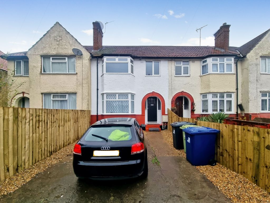 3 bed terraced house for sale in Horsenden Lane North, Greenford UB6, £