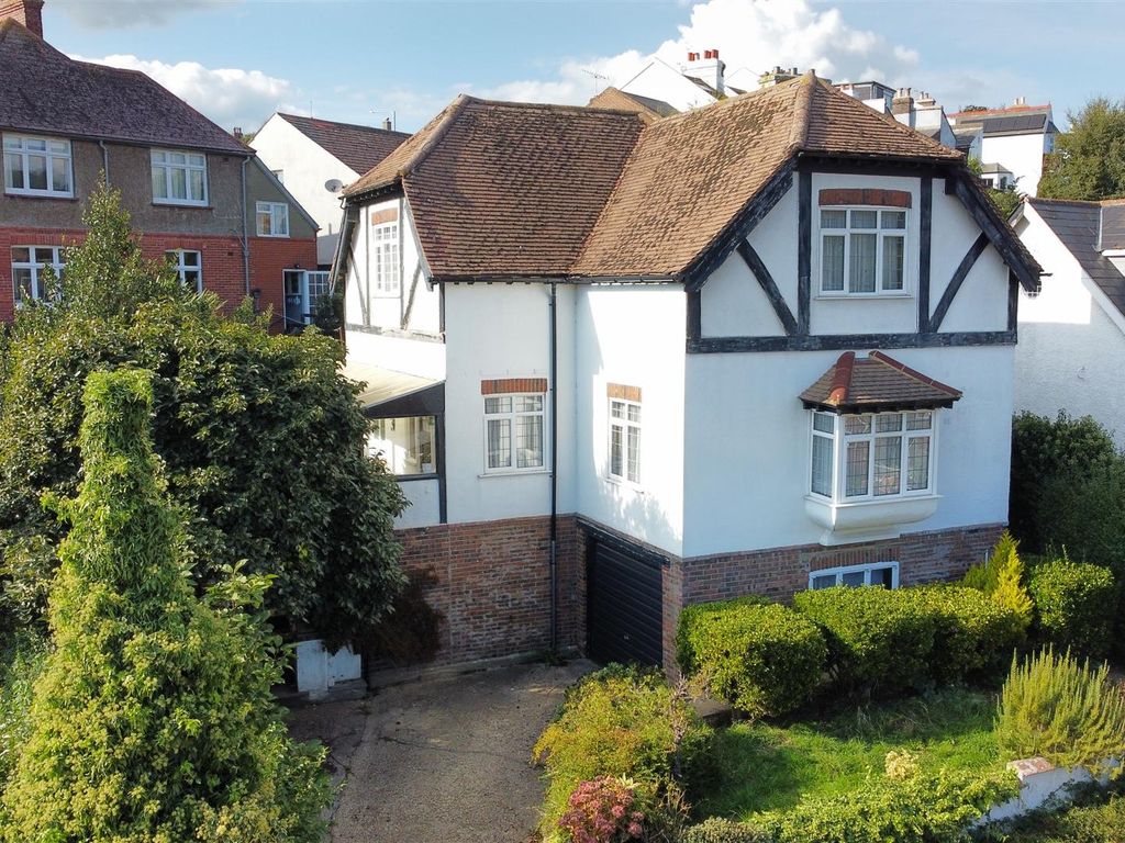3 bed detached house for sale in Harold Road, Hastings TN35 Zoopla