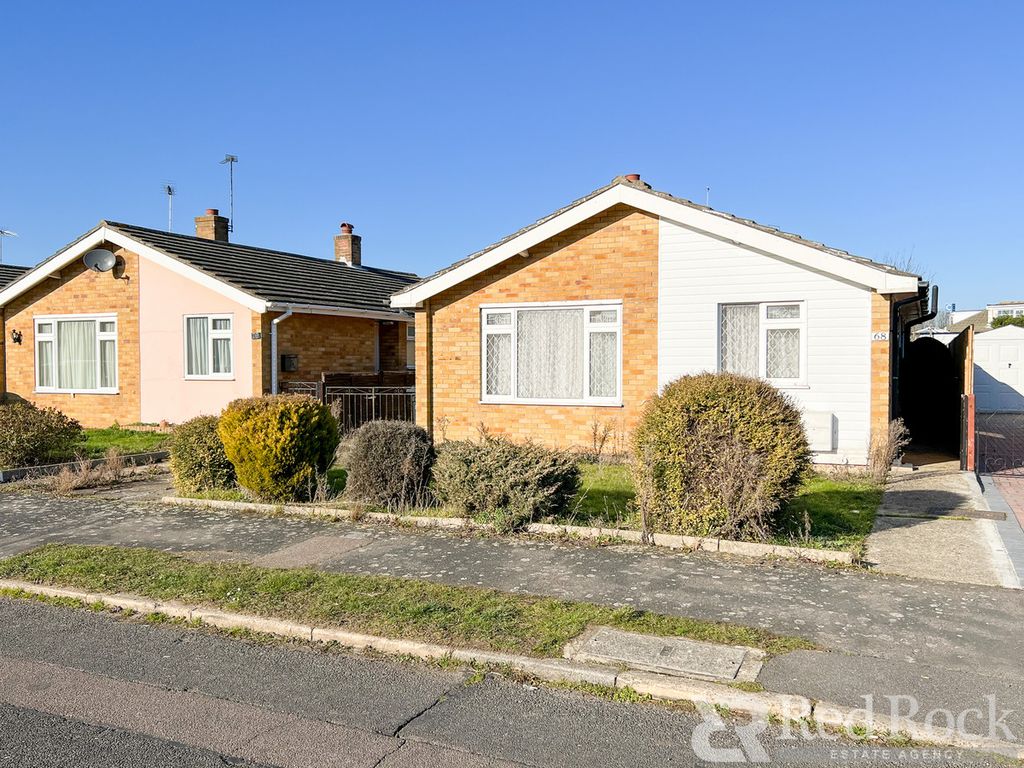 2 bed detached bungalow for sale in Woodlands Close, Great Clacton, 4