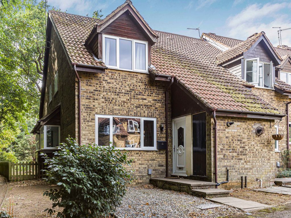1 bed end terrace house for sale in Halleys Ridge, Hertford