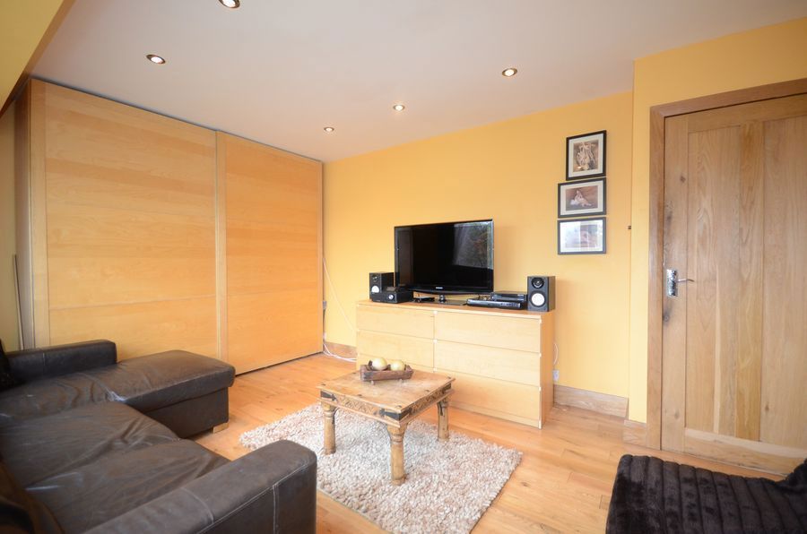 2 bed flat for sale in Dedworth Road, Windsor SL4 Zoopla