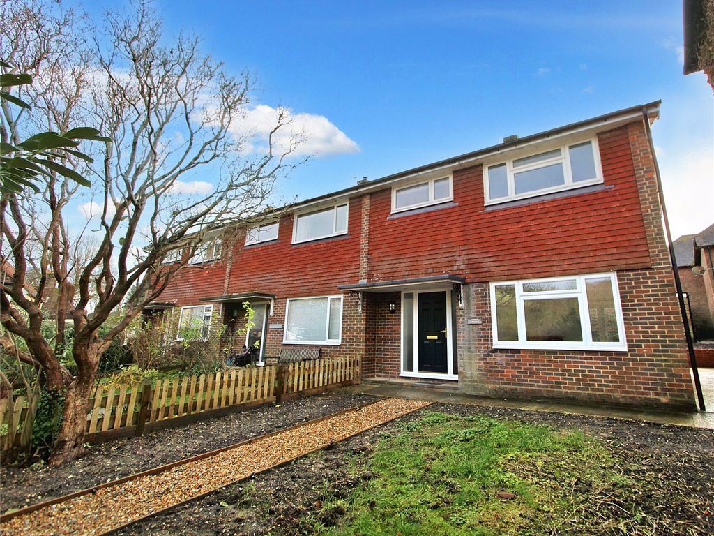 3 bed end terrace house to rent in High Street, East Meon, Petersfield