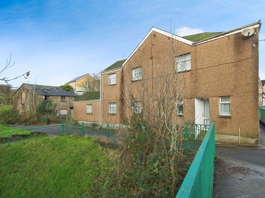 6 bed terraced house for sale in Commercial Street, Gilfach, Bargoed
