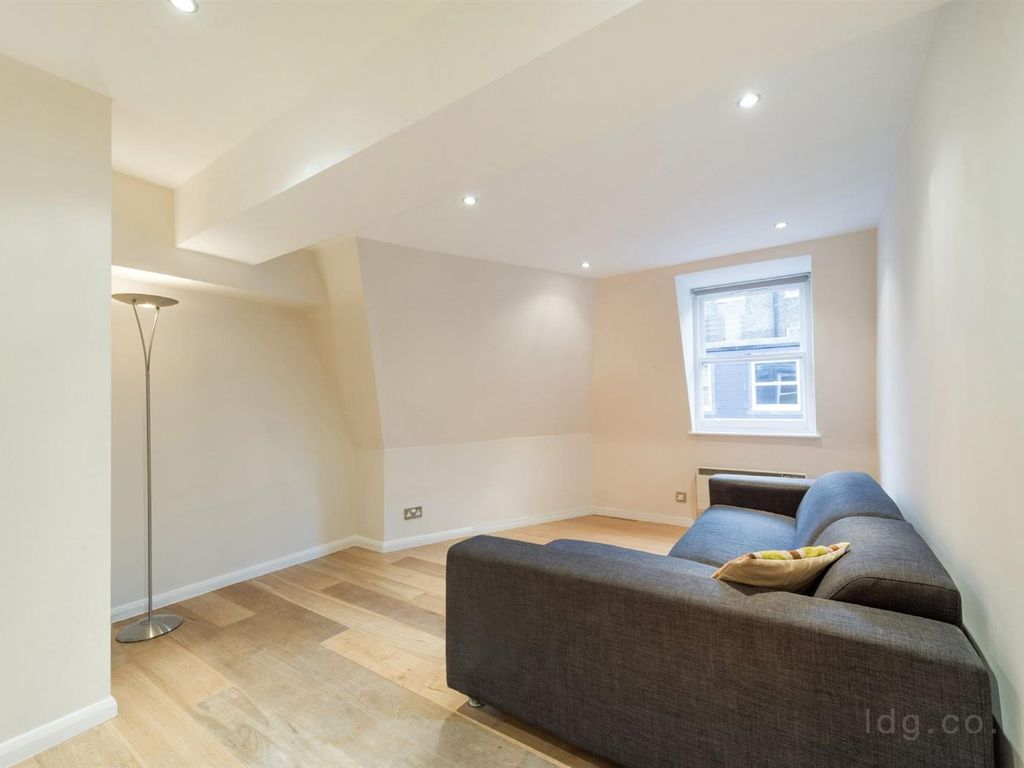 2 bed flat to rent in Cleveland Street, Fitzrovia W1T Zoopla
