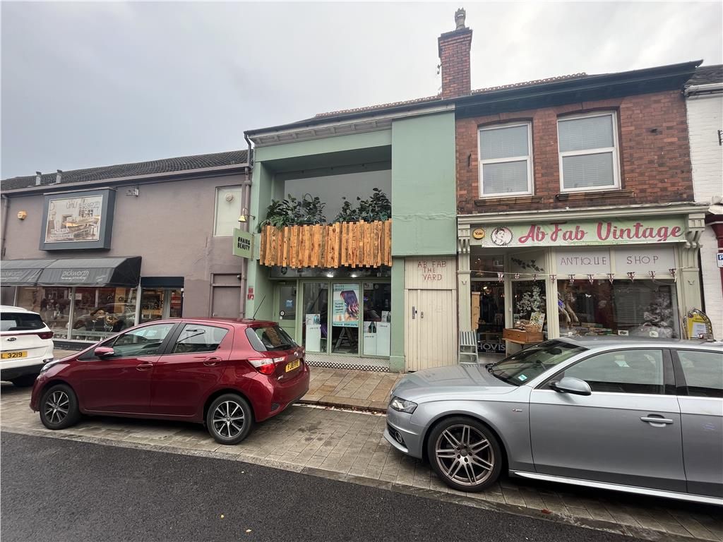 Retail premises to let in 60A Wards End, Loughborough, Leicestershire