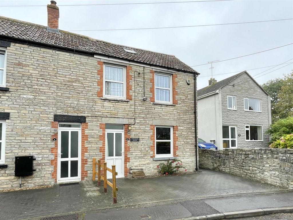 3 bed end terrace house for sale in Water Lane, Somerton TA11, £290,000