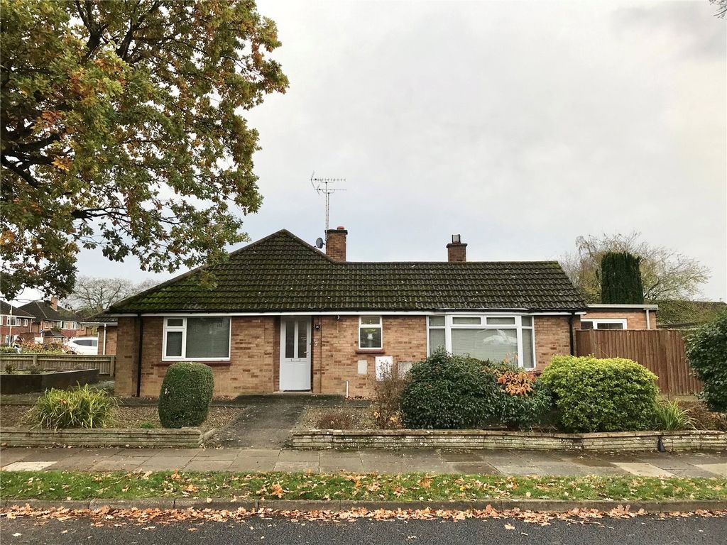 Stanway Road, Cheltenham, Gloucestershire GL51  