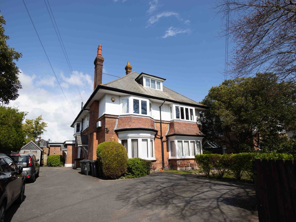 1 bed flat for sale in Portchester Road, Bournemouth BH8 Zoopla