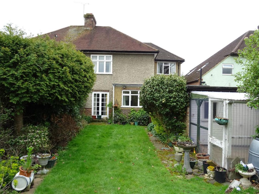 4 bed semidetached house for sale in Liberty Lane, Addlestone KT15
