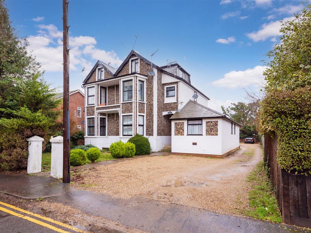 1 bed flat for sale in Ray Park Road, Maidenhead SL6 Zoopla