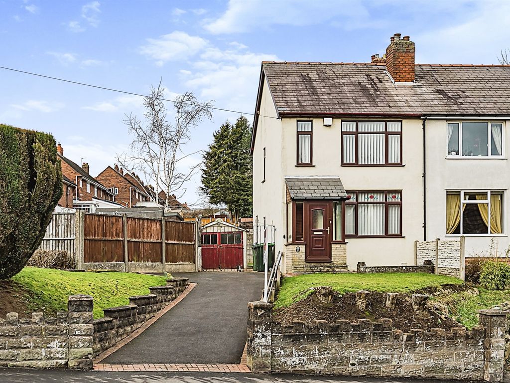2 bed semidetached house for sale in City Road, Tividale, Oldbury B69