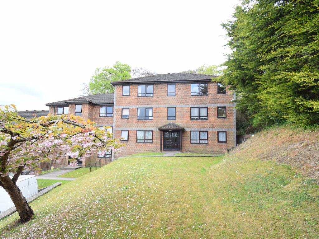 2 bed flat to rent in High Beeches, High HP12 Zoopla