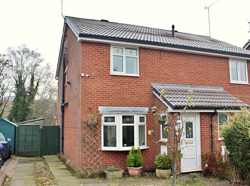 3 bed semidetached house for sale in Lilburn Close, Ramsbottom, Bury
